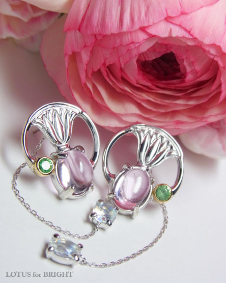 エジプシャンロータスクンツァイトピアス