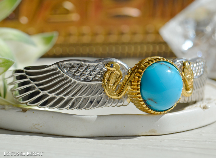 エジプシャンターコイズ　ホルベヘデティシルバーバングル