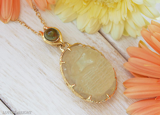 リビアングラス　ハトホルエジプシャンペンダント