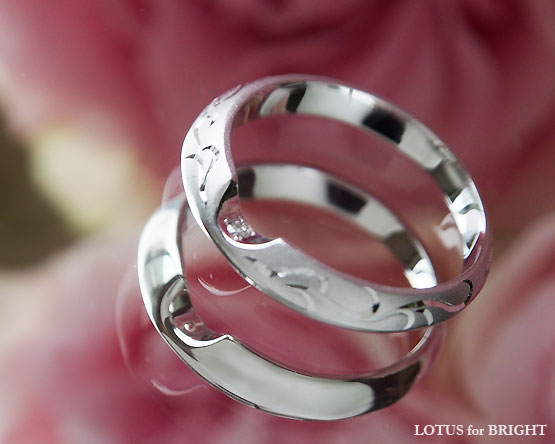 K18 ホワイトゴールド・アニバーサリージュエリー