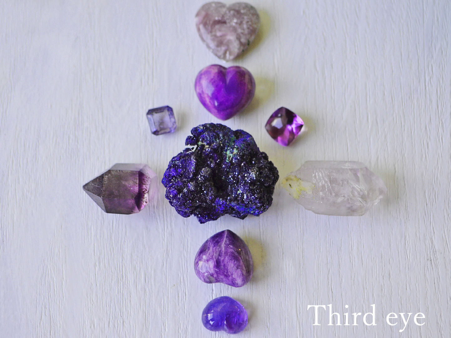 パープルの天然石