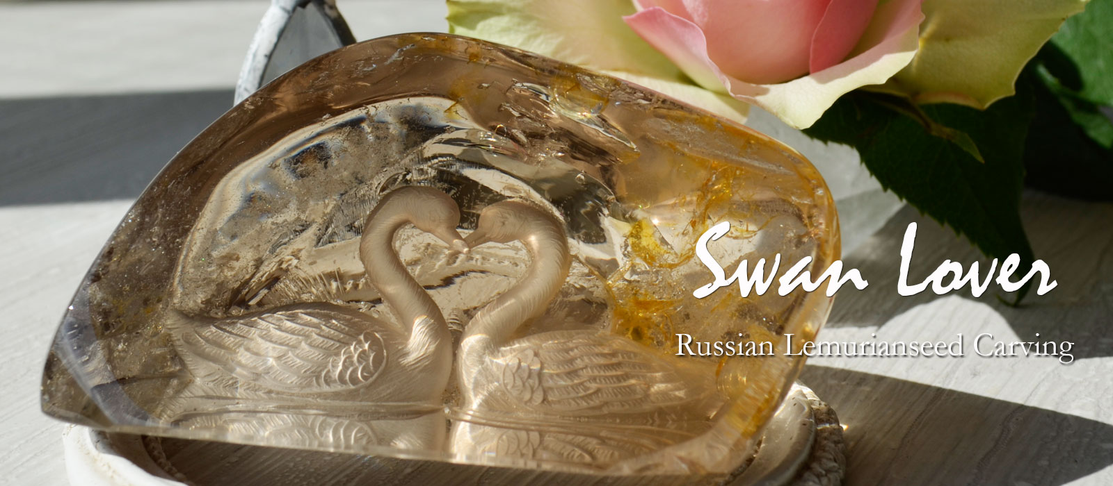 ロシアンレムリアンシード　番いのスワンカービング