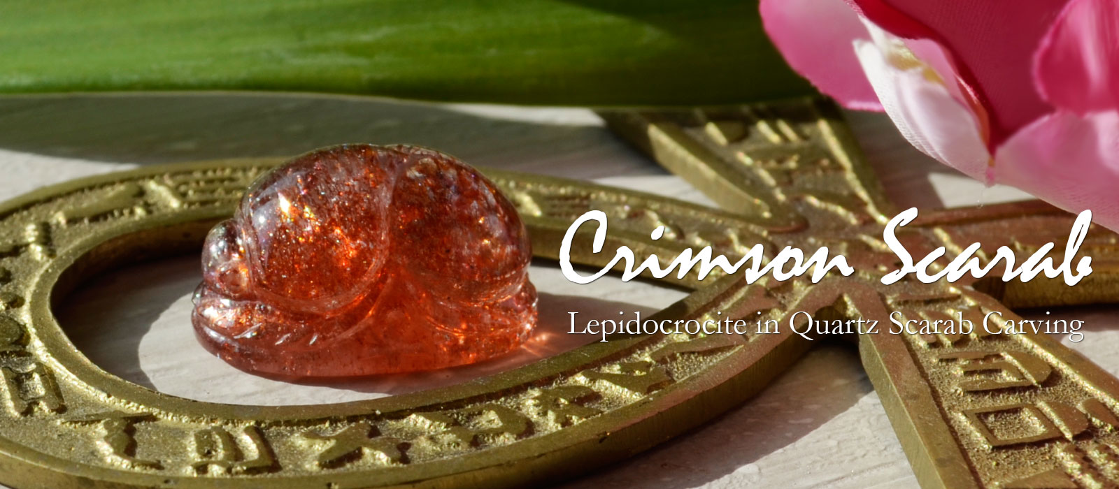 レピドクロサイトインクォーツスカラベカービング 44.54ct