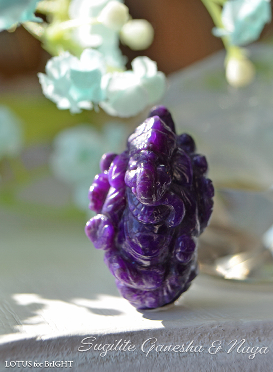 スギライトガネーシャandナーガカービング