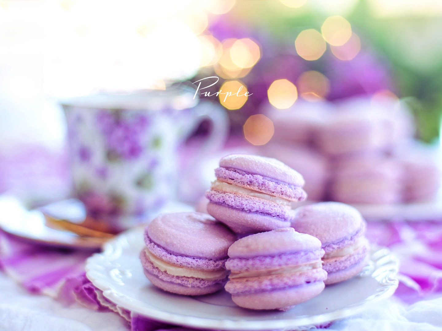 パープルの色の持つ意味