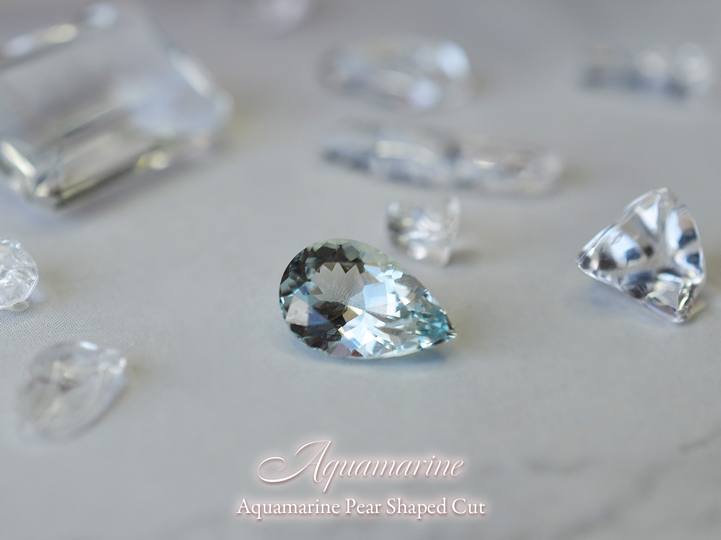 アクアマリンペアシェイプカット　1.075ct