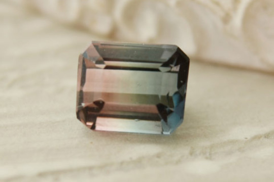 バイカラートルマリンルダークブルーピンク