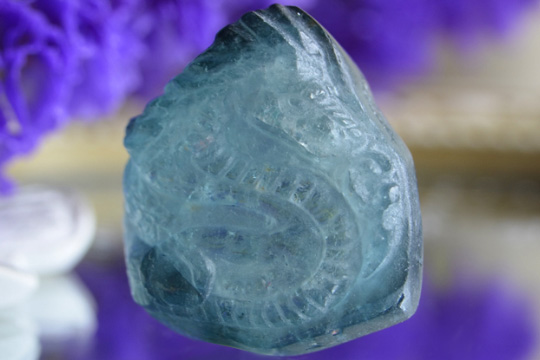 ブルートルマリン　ドラゴンカービングナミビア産