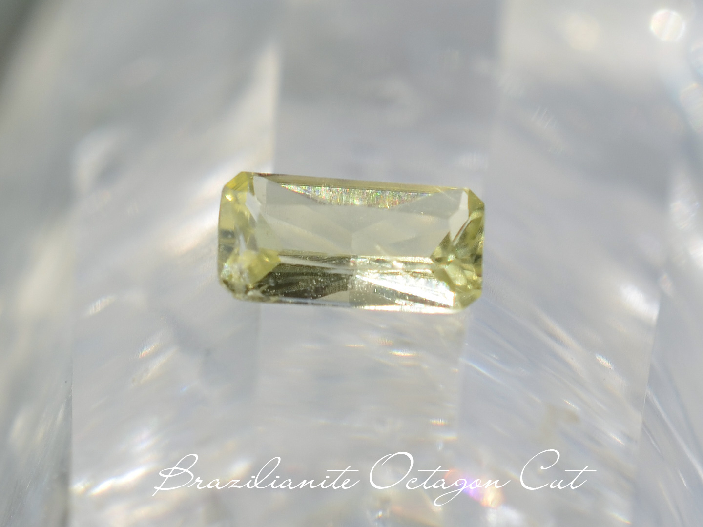 ブラジリアナイト　オクタゴンミックスカット0.625ct