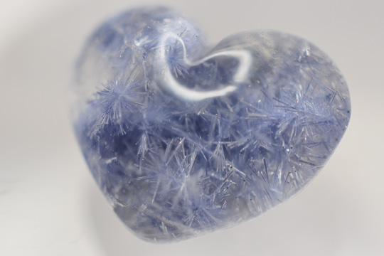 デュモルチェライトインクォーツ　ハート２
