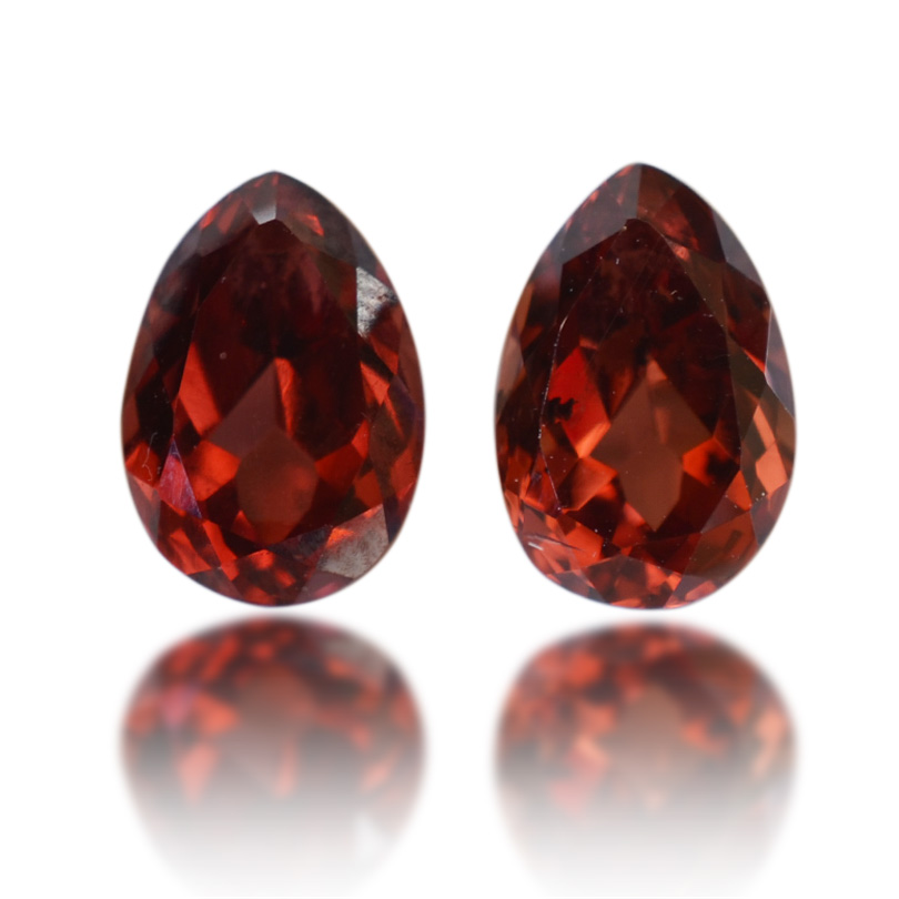 ガーネットペアシェイプカットセット
