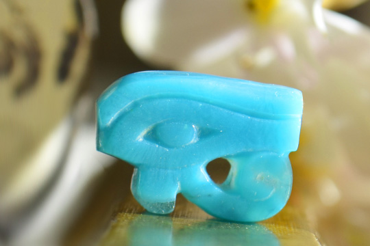 ジェムシリカ　クリソコラクォーツウジャト 12.25ct