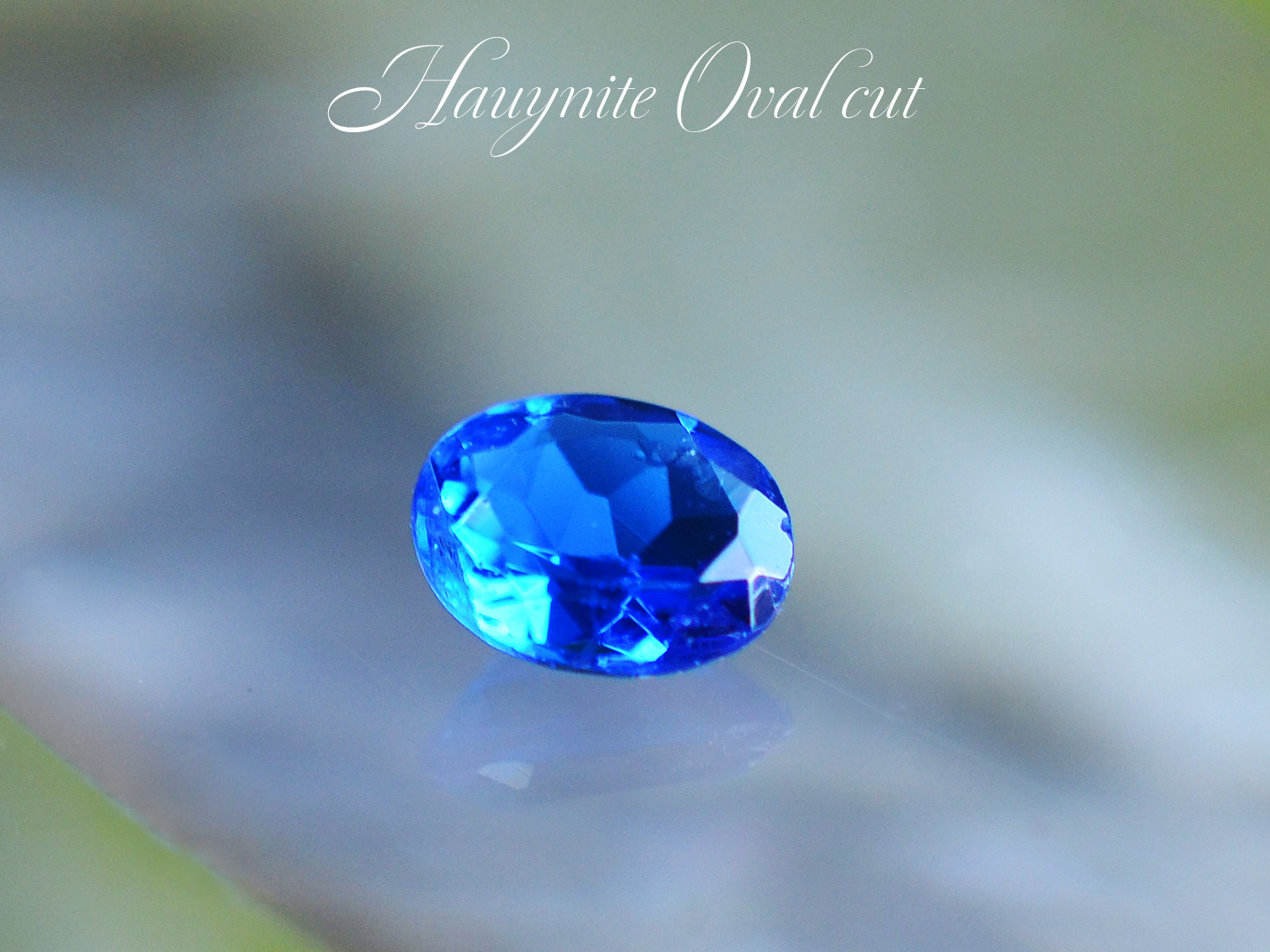 アウイナイトオーバルカット 0.11ct ドイツ産