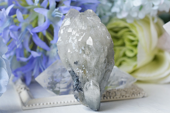 ヘデンバーガイトインクォーツレアクリスタル