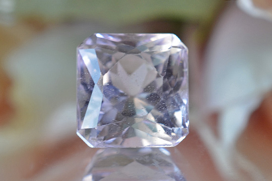 クンツァイトスクエアカット9.41ct