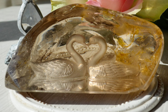 ロシアンレムリアンシード　番いのスワンカービング