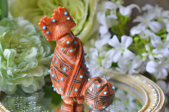 オレンジコーラル　ズニ族フェティッシュ