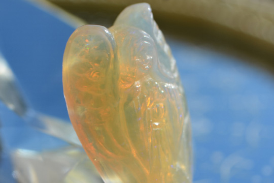 ミンタビ産オパールエンジェルカービング