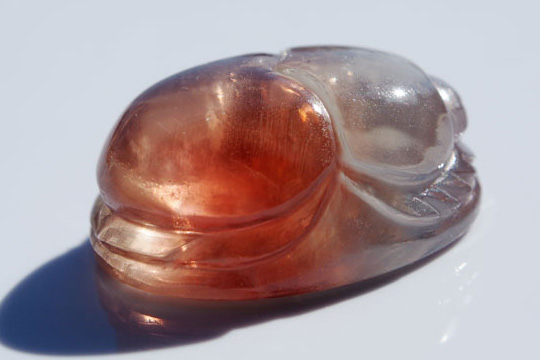 オレゴンサンストーン　スカラベカービング　20.97ct