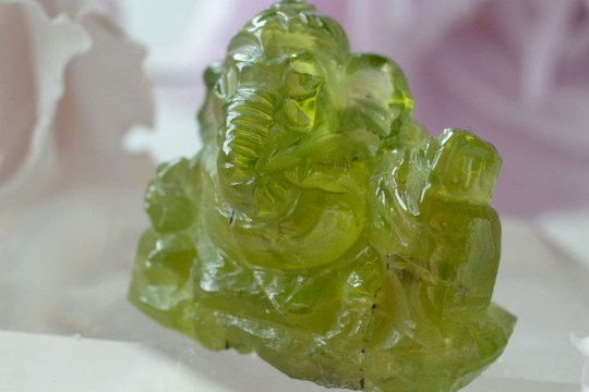 ペリドットガネーシャカービング 29.17ct