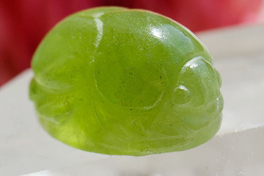 ペリドットスカラベカービング 21.59ct