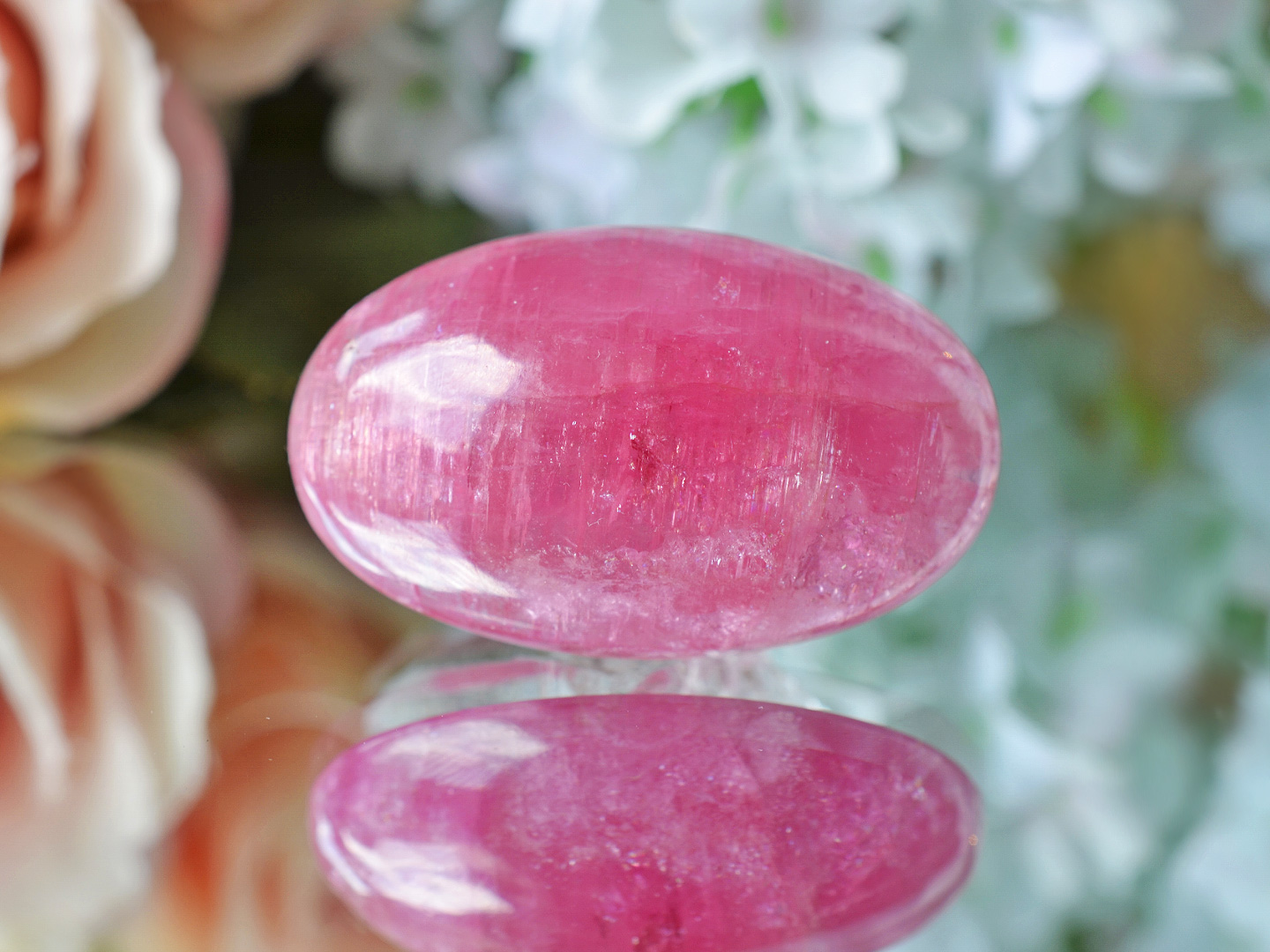 ピンクトルマリンキャッツアイ97.29ctロシア産