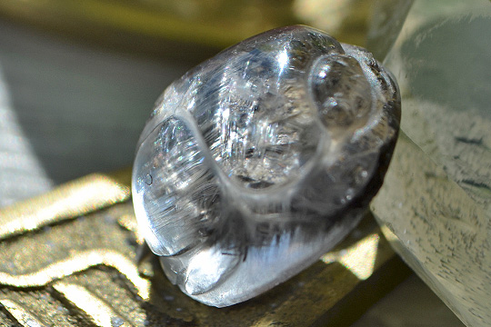 プラチナルチルクォーツスカラベカービング