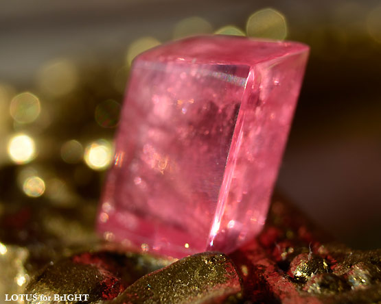 ロードクロサイトロンボイド（菱形）ポリッシュ11.16ct