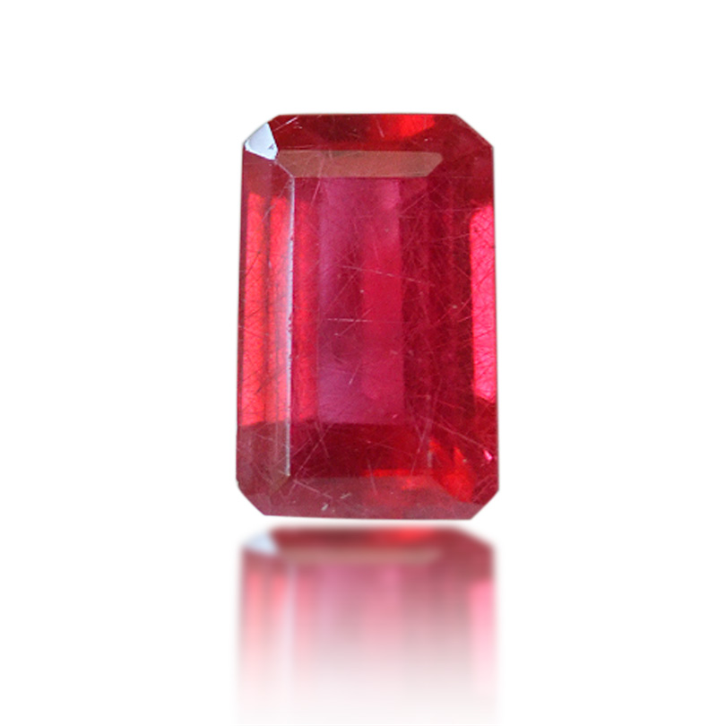 インペリアルロードナイト　エメラルドカット2.37ct