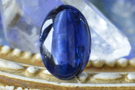 ロイヤルカイヤナイトカボション 6.18ct