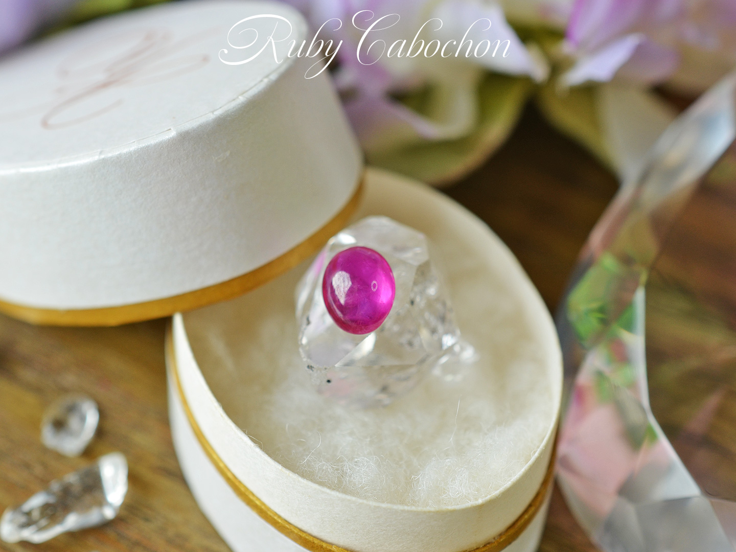 ルビーカボション３　1.47ct