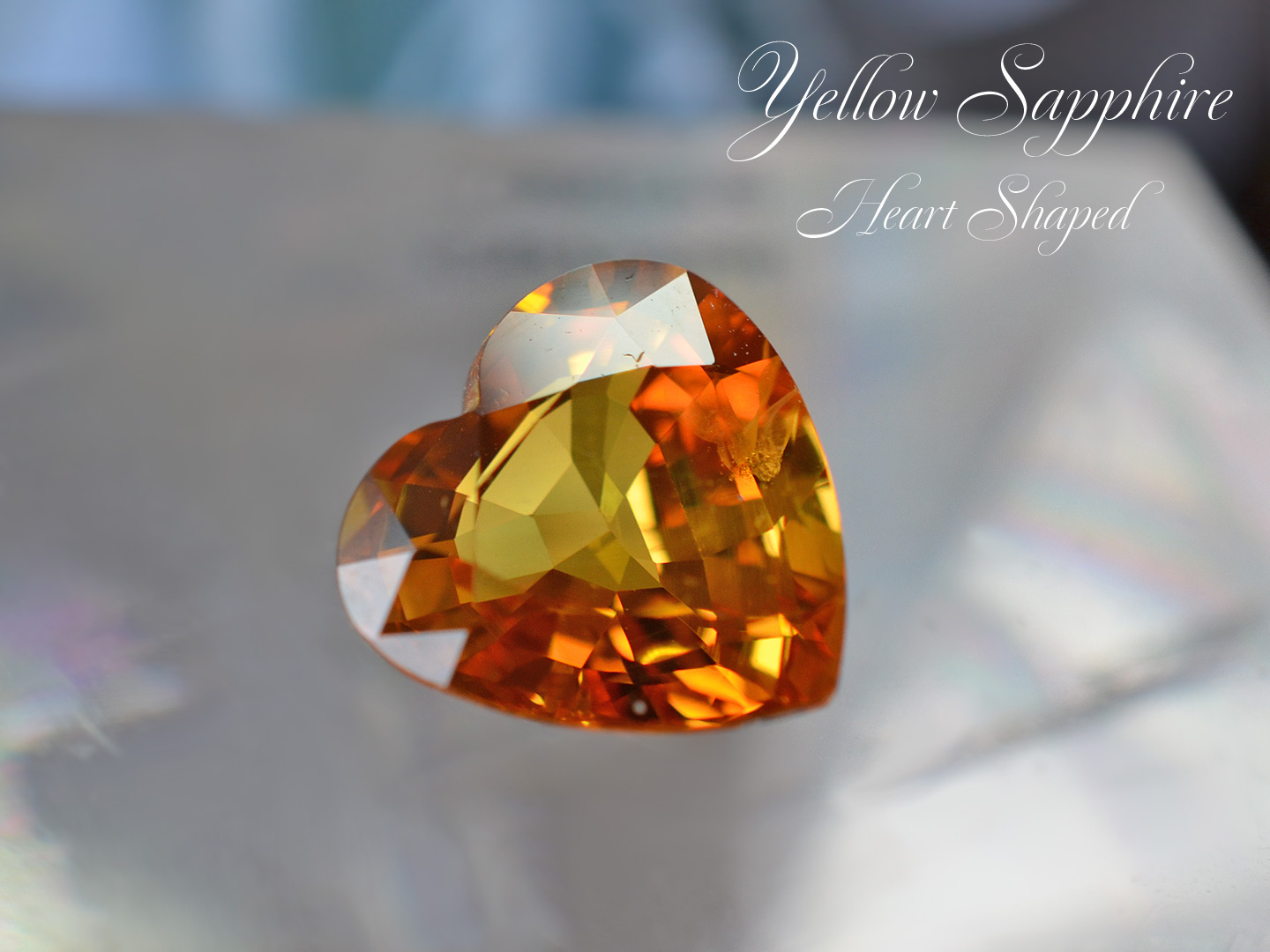 イエローサファイアハートシェイプ 4.84ct