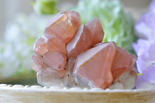 ストロベリークォーツクラスターカザフスタン産