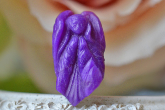 スギライトエンジェルカービング「Love Myself」