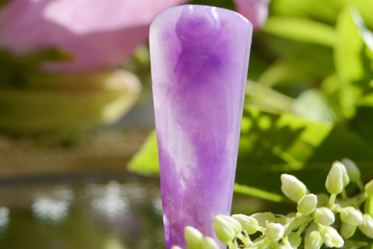 ピンクパープルスギライト　ハトホル女神カービング15.52ct