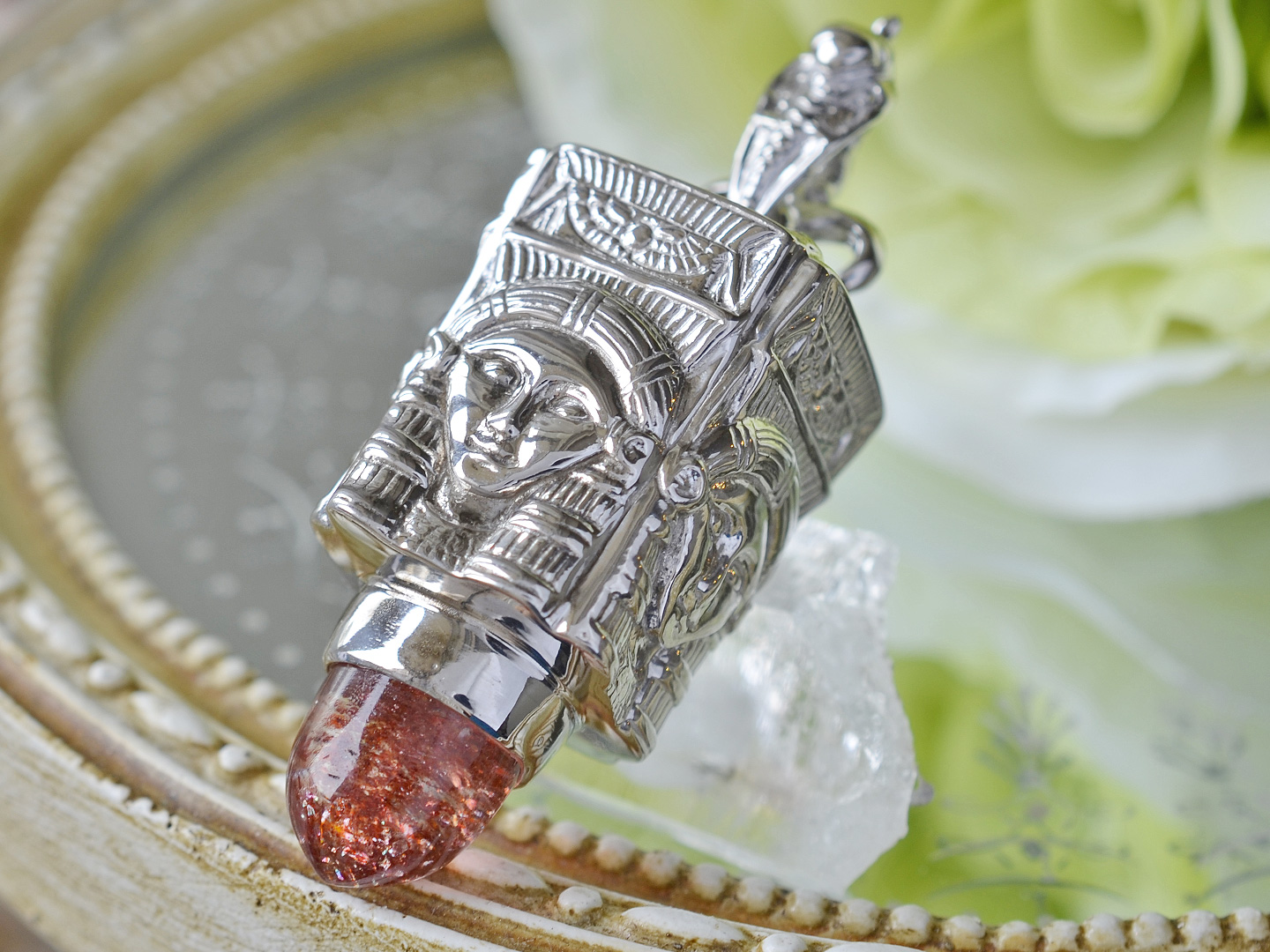 ファイヤークォーツハトホル女神ペンジュラム型ペンダント