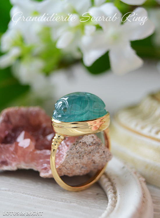 グランディディエライトスカラベカービングK18古代風リング