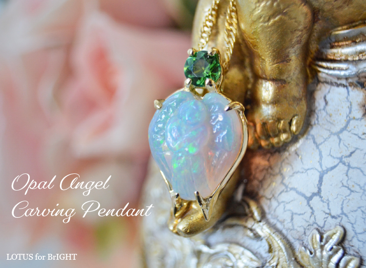 ミンタビ産オパールエンジェルカービングK18ゴールドペンダント