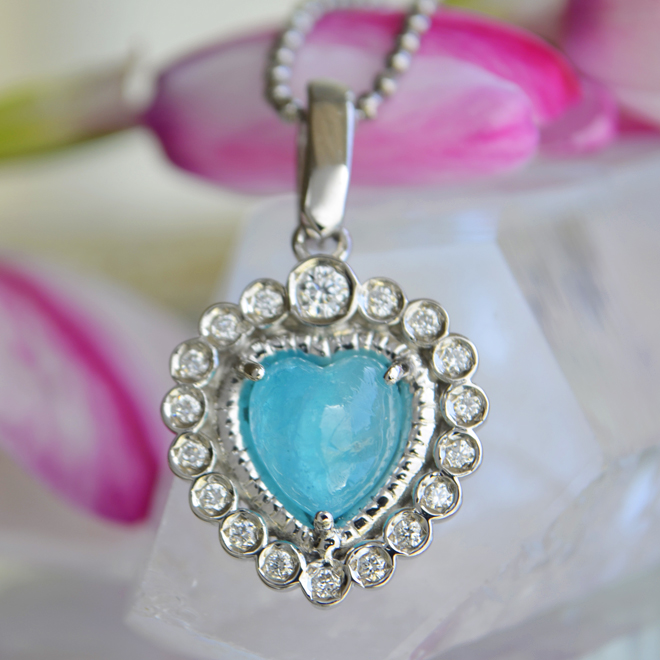 パライバトルマリンハートカボション1.015ctダイヤモンドプラチナネックレス 