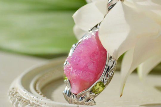 ピンクガネーシャサファイアシルバーペンダント