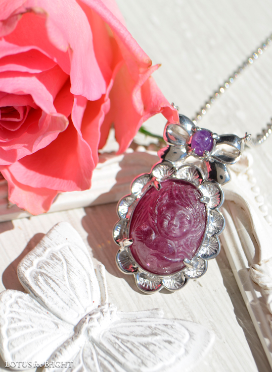 ハートを抱く天使ピンクトルマリンエンジェル ハックマナイトシルバーネックレス