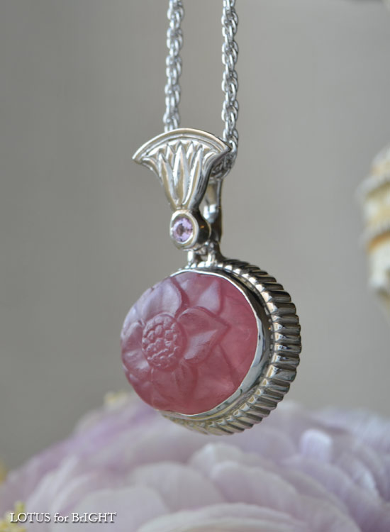 ロータス蓮華カービングピンクトルマリンシルバーネックレス