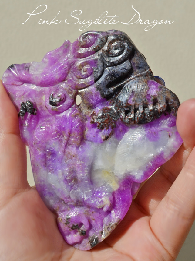 【激レア】ピンクスギライト龍神カービングクリスタル