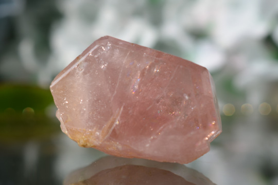 ピンクアパタイト原石