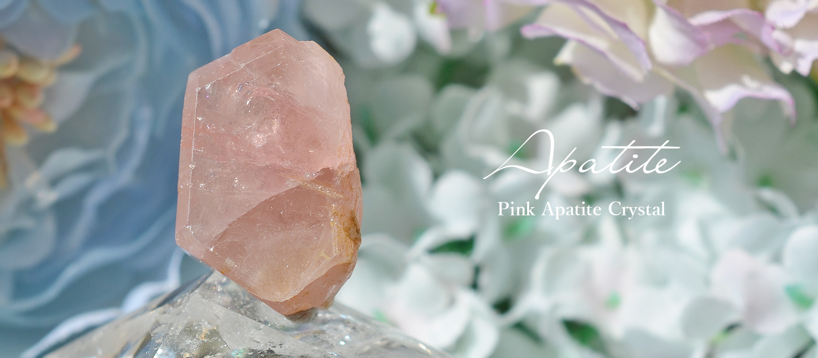 ピンクアパタイトクリスタル　パキスタン産